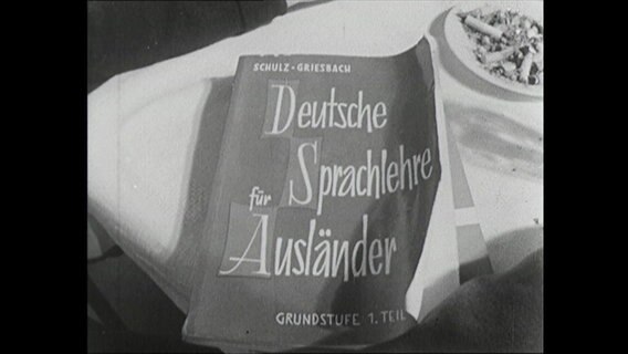 Schulbuch "Deutsche Sprache für Ausländer" 1964  