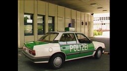 Ein parkendes Polizeiauto (Archivbild).  