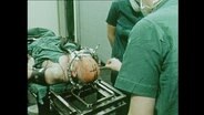 Aufnahme einer Operation am Gehirn (Archivbild).  