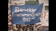 Banner mit der Aufschrift "Odenwälder Friedensmarsch 1982"  