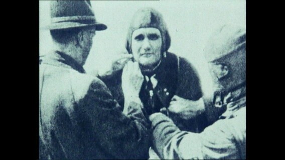 NS-Verbrecher Rudolf Hess in einer Fliegeruniform (Archivbild)  