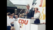 Ein CDU Politiker spricht bei einer Wahlkampfveranstaltung  
