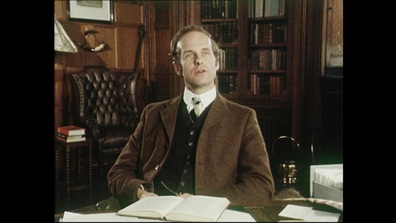 Der britische Autor Tolstoy  