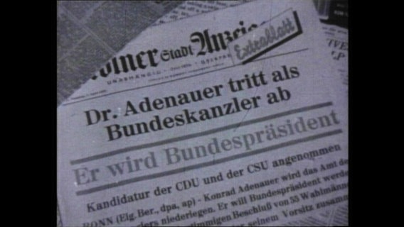 Zeitungsausschnitt über Konrad Adenauers Bewerbung auf die Position des Bundespräsidenten  