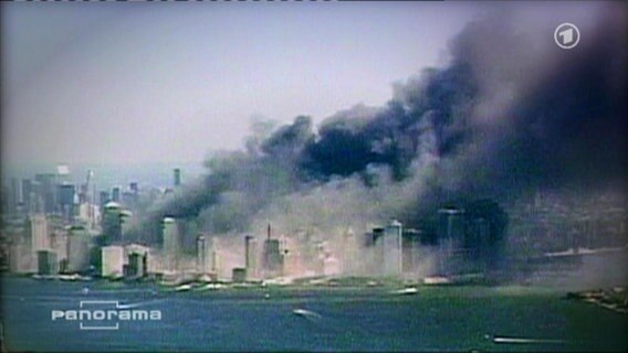 9/11: Rauchwolke über Manhattan  
