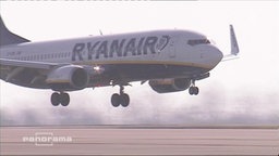 Ryanair-Flieger bei der Landung  