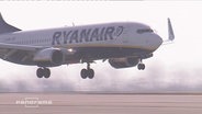 Ryanair-Flieger bei der Landung  
