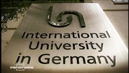 Logo der International University in Germany  