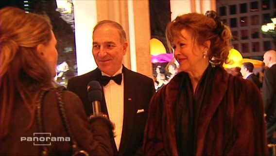 Gäste beim Frankfuter Opernball 2009  