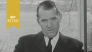 Schleswig-Holsteins Landwirtschaftsminister Engelbrecht-Greve 1964 beim Interview  
