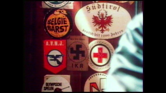 Nazi-Sticker in einer Kneipe  