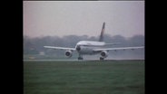 Ein Flugzeug der Lufthansa  