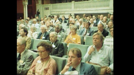 Teilnehmende der Sicherheitskonferenz in Stockholm 1983  