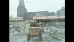 Eine Kutsche fährt auf einer Straße in Polen (Archivbild)  