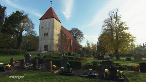 Die Kirche aus Retschow. Ein Bau aus dem späten Mittelalter.  