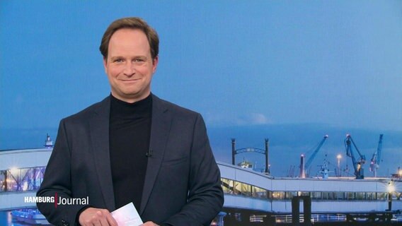 Christian Buhk moderiert das Hamburg Journal um 18 Uhr. © Screenshot 