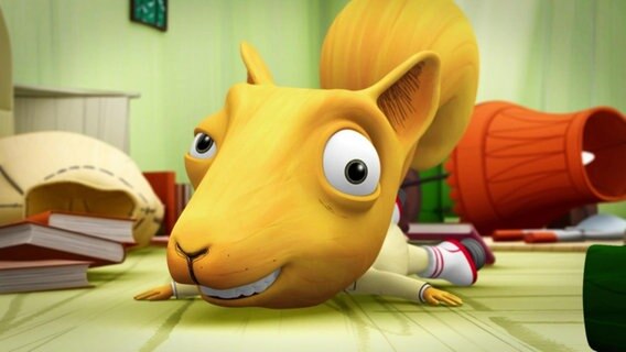 Das Eichhörnchen liegt auf dem Boden. © Screenshot 