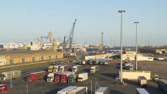 Hafengebiet in Rostock. © Screenshot 