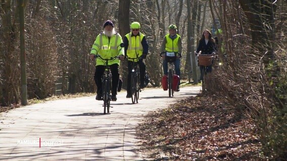Fahrradfahrer in Hamburg-Bramfeld. © Screenshot 