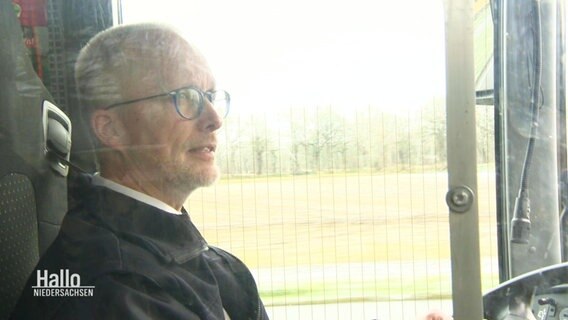 Der busfahrende Pastor Martin Kaminski. © Screenshot 
