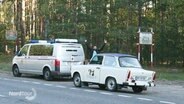Ein Trabi auf der Straße. © Screenshot 