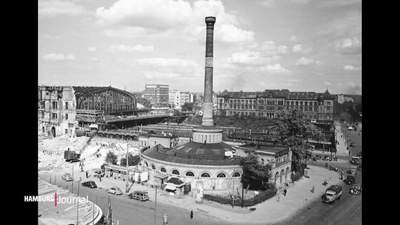 Historische schwarz-weiß Fotografie: Warmbadeanstalt in Hamburg nahe des Hauptbahnhofs. © Screenshot 
