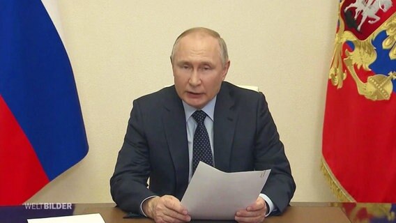 Archivaufnahme von Vladimir Putin während einer Ansprache. © Screenshot 