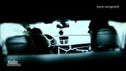 Szene nachgestellt: ein Überfall in einem Auto. © Screenshot 