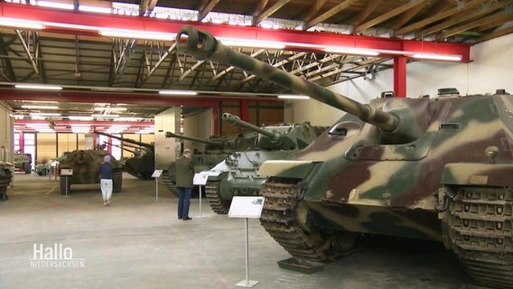 Ein Blick in das Panzermuseum in Munster. © Screenshot 