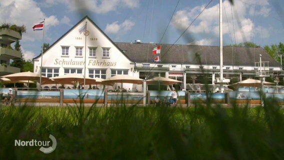 Das Schulauer Fährhaus in Wedel. © Screenshot 