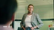 Franziska Weisz als Julia Grosz im neuen Tatort "Schattenleben". © Screenshot 