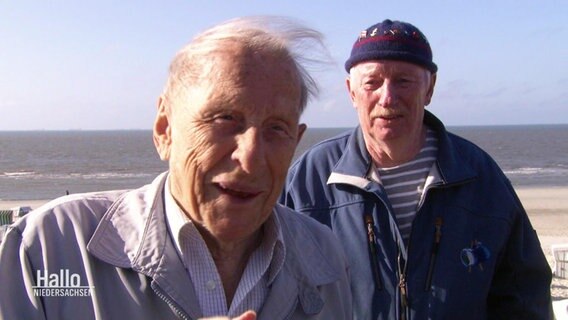 Hans-Jürgen Jürgens von der Bürgerinitiative gegen den neuen Hotelbau auf Wangerooge. © Screenshot 