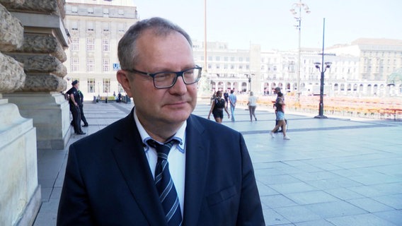 Jens Kerstan (Grüne), Senator in der Behörde für Umwelt und Energie. © NDR 