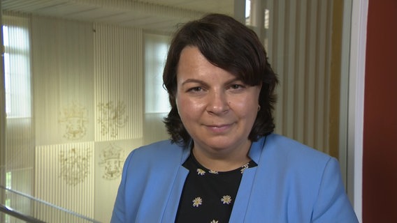Die Gesundheitministerin von MV, Stefanie Drese (SPD), im Gespräch im Nordmagazin am 1.7.2022 © Screenshot 