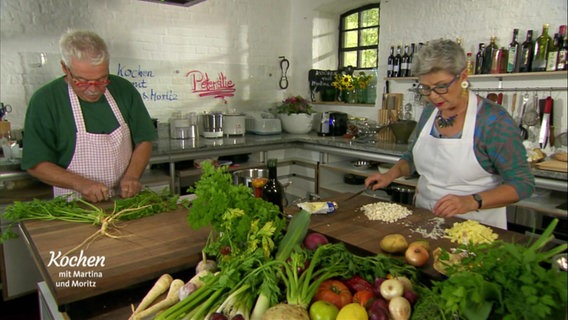 Martina und Moritz in der Küche © Screenshot 