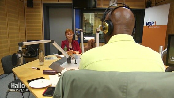 Yared Dibaba im Gespräch mit Astrid Kaiser. © Screenshot 