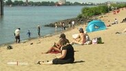 Eine Strandszene am Elbstrand. © Screenshot 