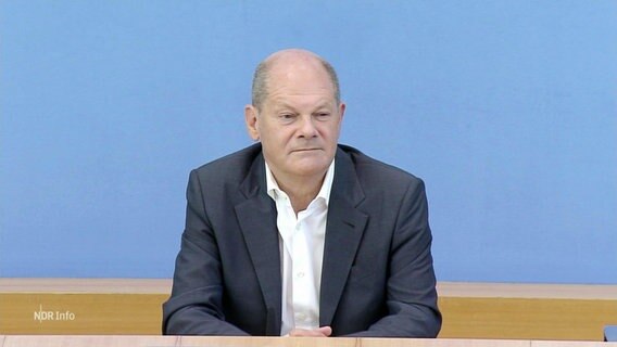 Olaf Scholz bei einer Pressekonferenz. © Screenshot 