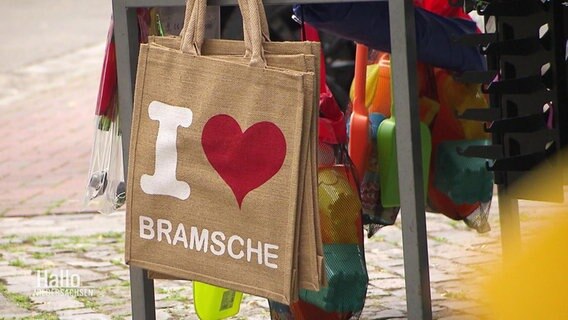 Eine Jutetasche mit dem Aufdruck "I Love Bramsche". © Screenshot 