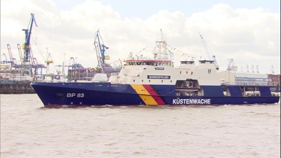 Bundespolizeischiff "Bad Düben"  im Hamburger Hafen © Screenshot 