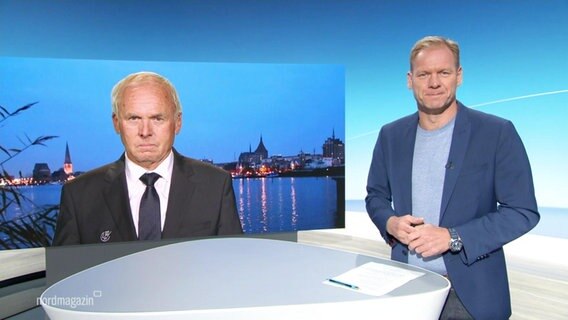 Moderator Thilo Tautz im Gespräch mit dem ehemaligen Präsidenten des Landesfußballverbands in MV, Joachim MAsuch © Screenshot 