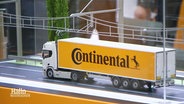 Die Miniatur eines Lasters der Marke Continental © Screenshot 