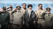 Mitglieder des Regimes in Iran. © NDR 