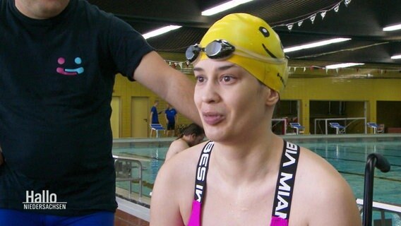 Special Olympics Schwimmerin Mirjam Prahst. © Screenshot 