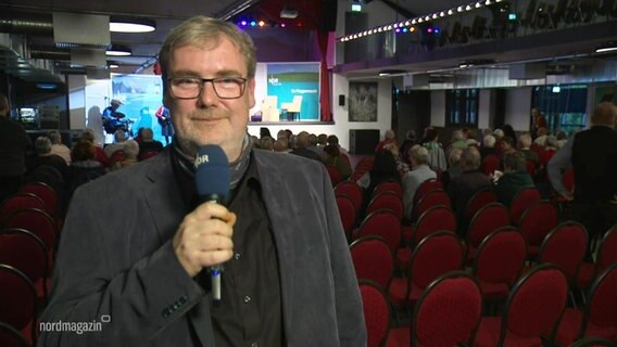 NDR-Reporter Thomas Naedler © Screenshot 