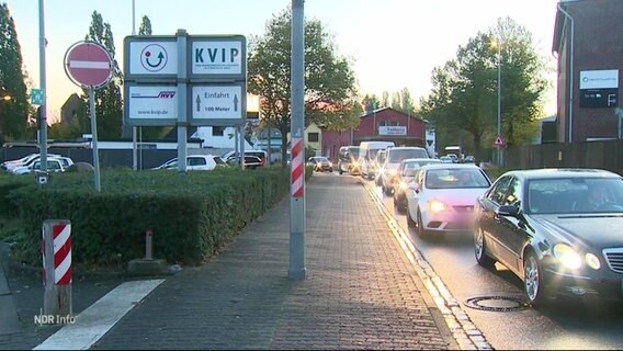 Autos im Stau. © Screenshot 