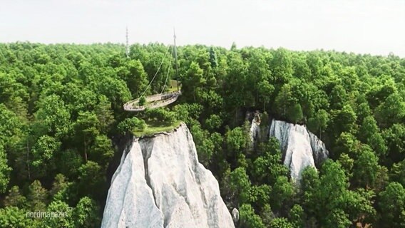 Eine Aussichtsplattform am Königsstuhl. © Screenshot 