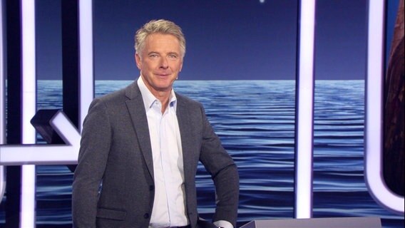 Jörg Pilawa moderiert die NDR Quizshow. © Screenshot 