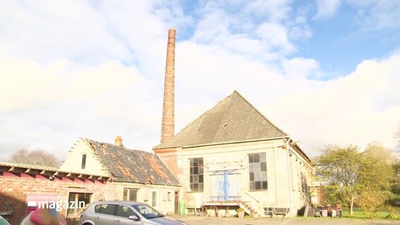 Ein leerstehendes Fabrikgebäude in Ostrohe. Könnte hier eine Partylocation für Jugendliche entstehen? © Screenshot 