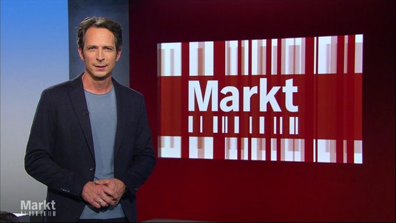 Jo Hiller moderiert "Markt". © Screenshot 